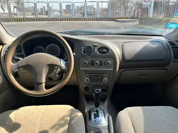 Mitsubishi LANCER 2007