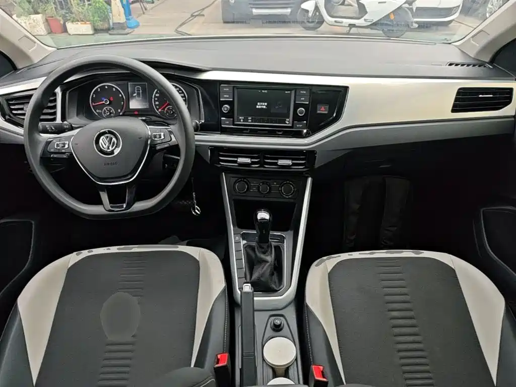 Volkswagen Polo 2019 — фото 10