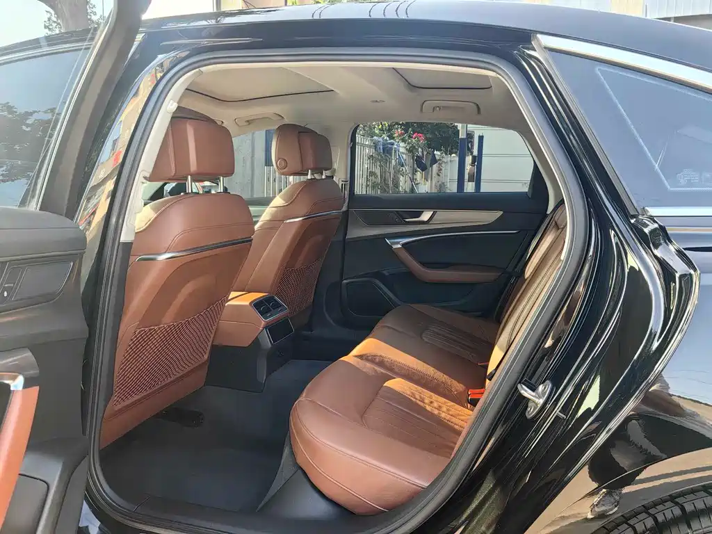 Audi A6L 2020
