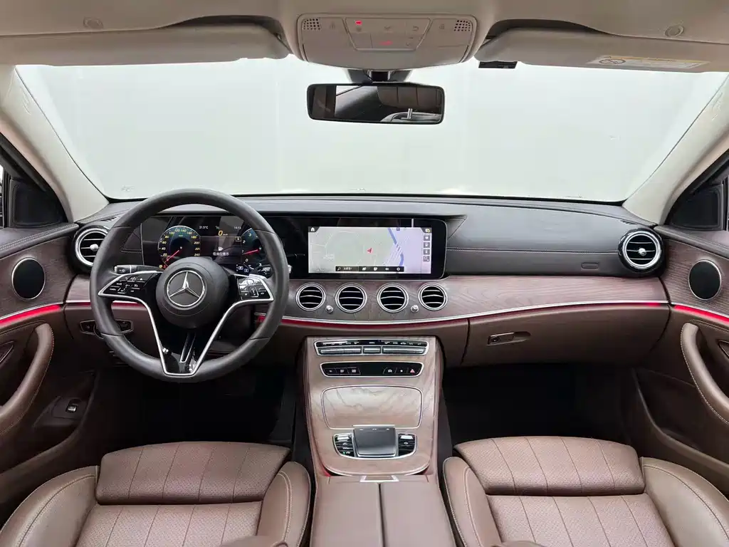 Mercedes-Benz E-Class 2022 — фото 23