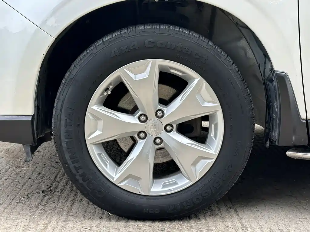 Subaru Forester 2013 — фото 10