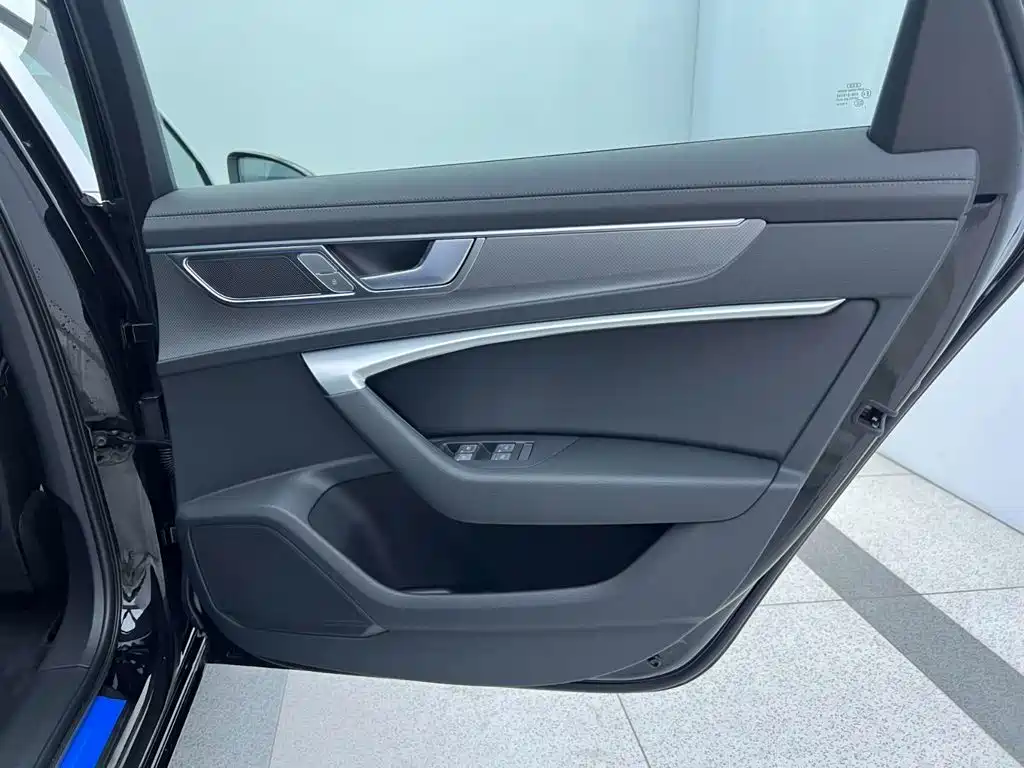 Audi A6L 2026 — фото 27
