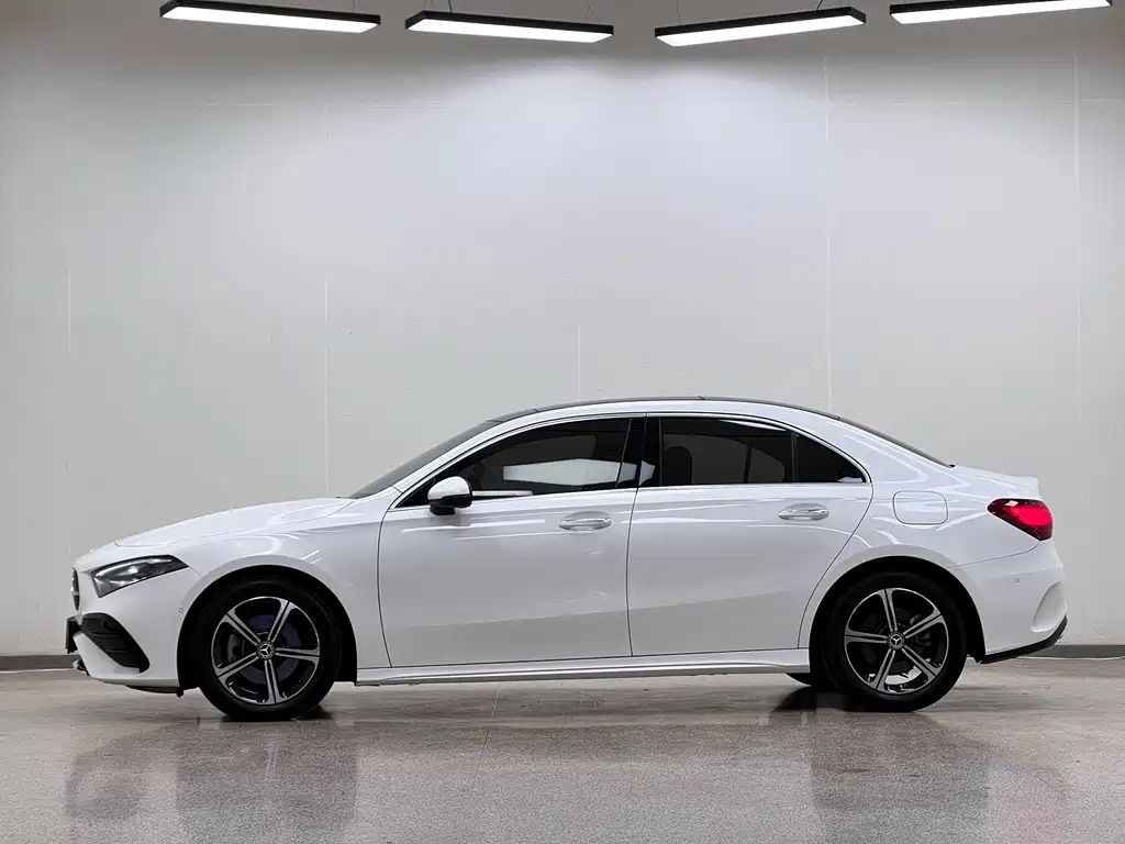 Mercedes-Benz A-Class 2023