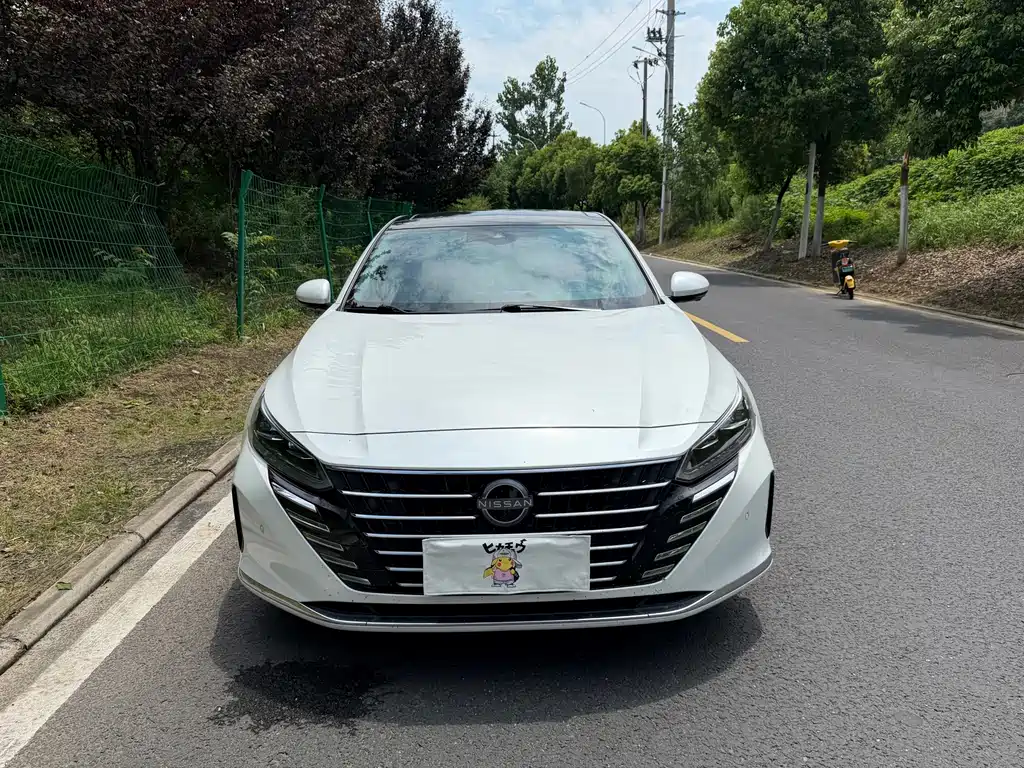 Nissan Teana 2023