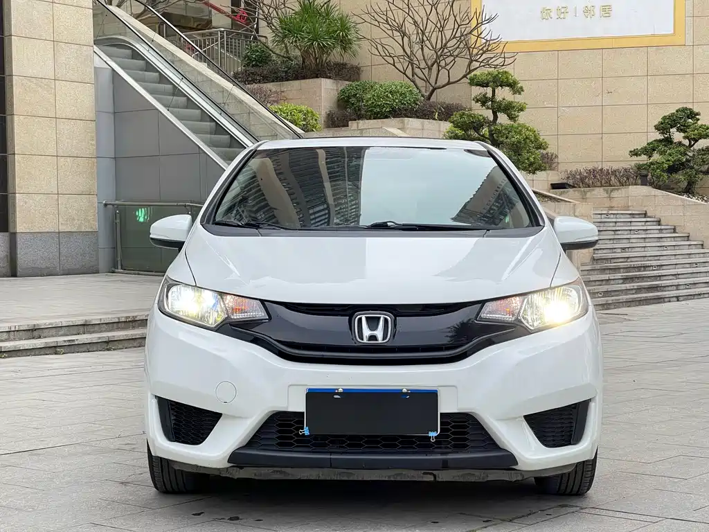 Honda Fit 2017 — фото 2