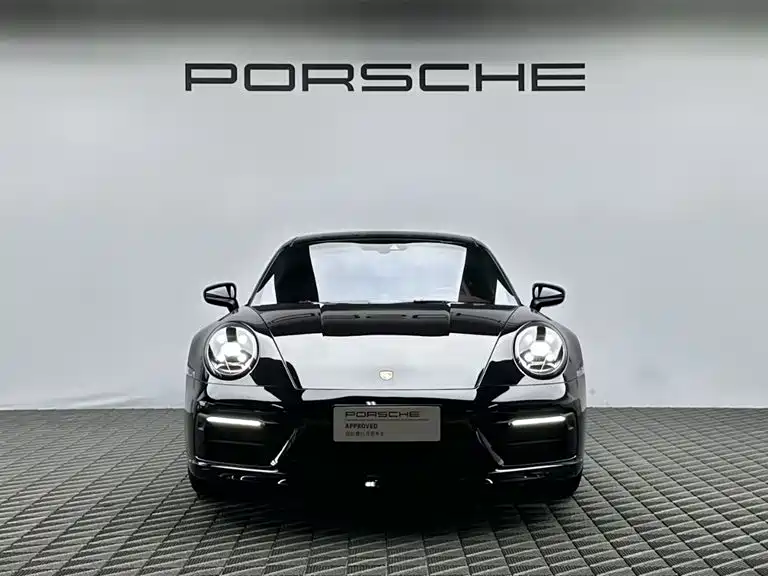 Porsche 911 2023 — фото 2
