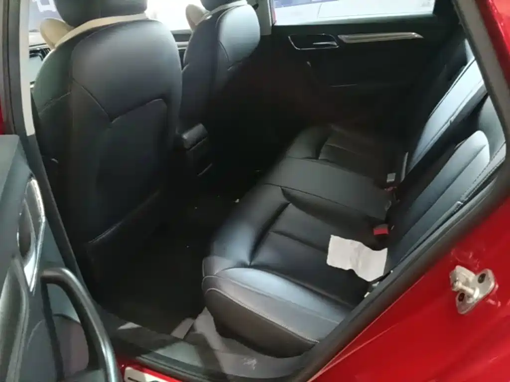 Roewe i6 Classic 2018 — фото 17