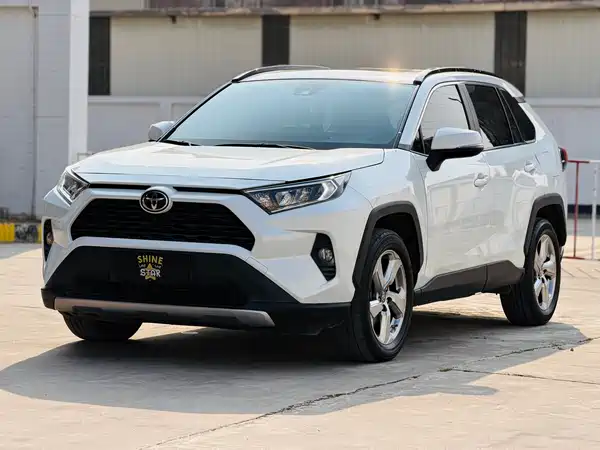 Toyota RAV4 2021