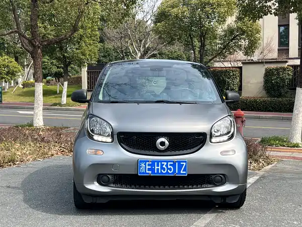 smart fortwo 2019