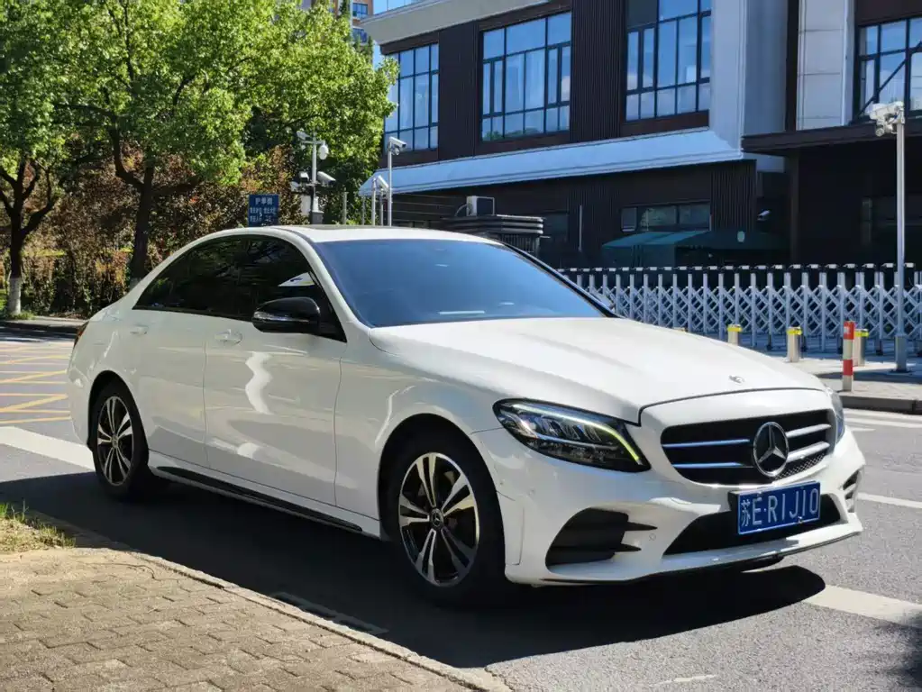 Mercedes-Benz C-Class 2019