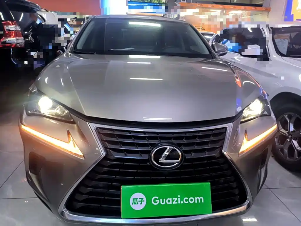 Lexus NX 2020