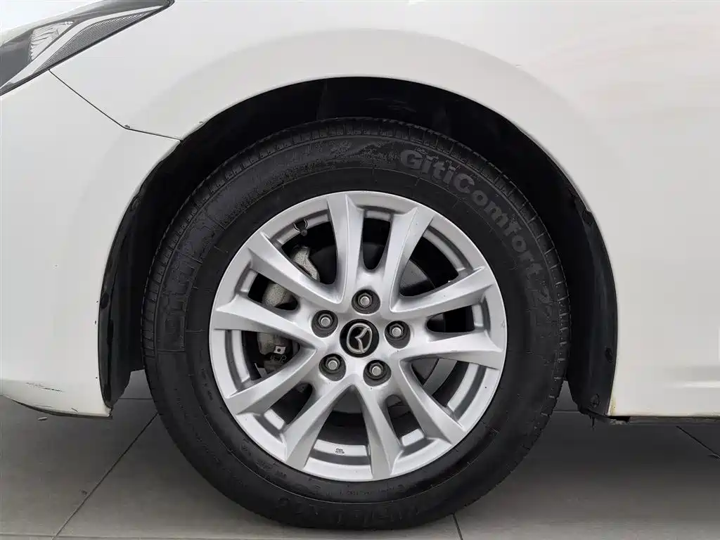 Mazda 3 Axela 2016 — фото 17