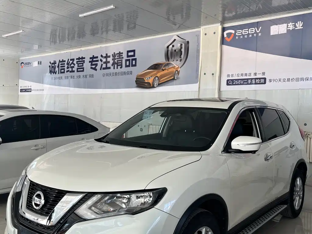 Nissan X-Trail 2022 — фото 1