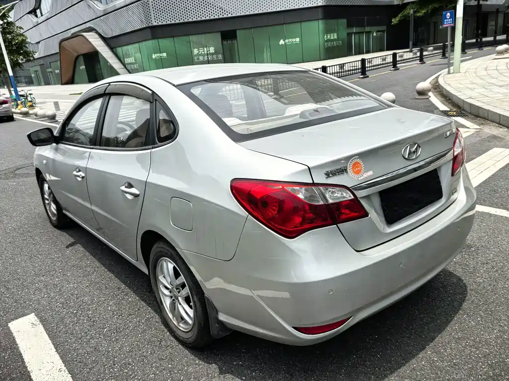 Hyundai Joyful 2013