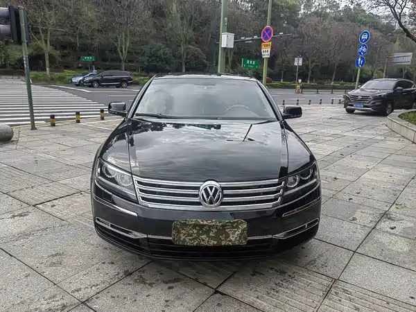 Volkswagen Phaeton 2014