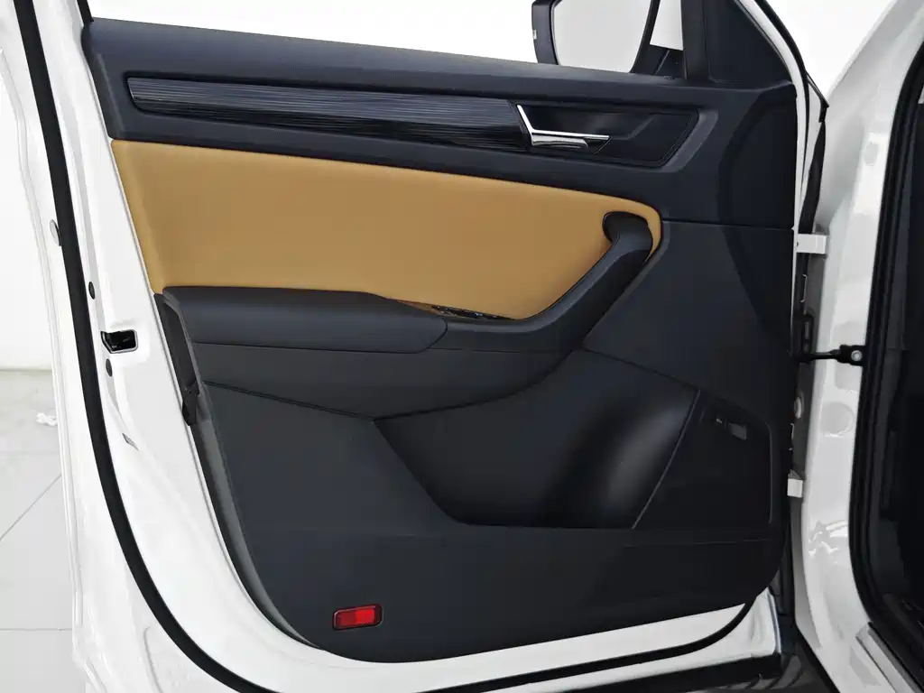 Skoda Kodiaq GT 2020 — фото 14