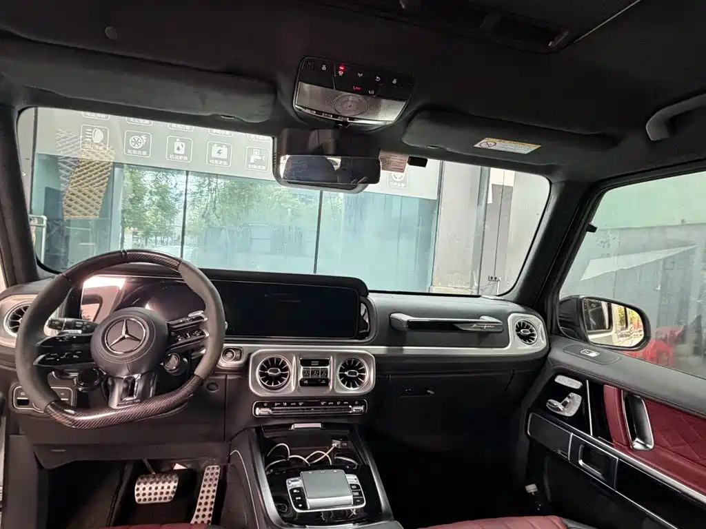 Mercedes-Benz G-Class AMG 2025 — фото 8