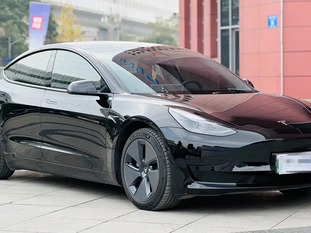 Tesla Model 3 2022 — фото 3