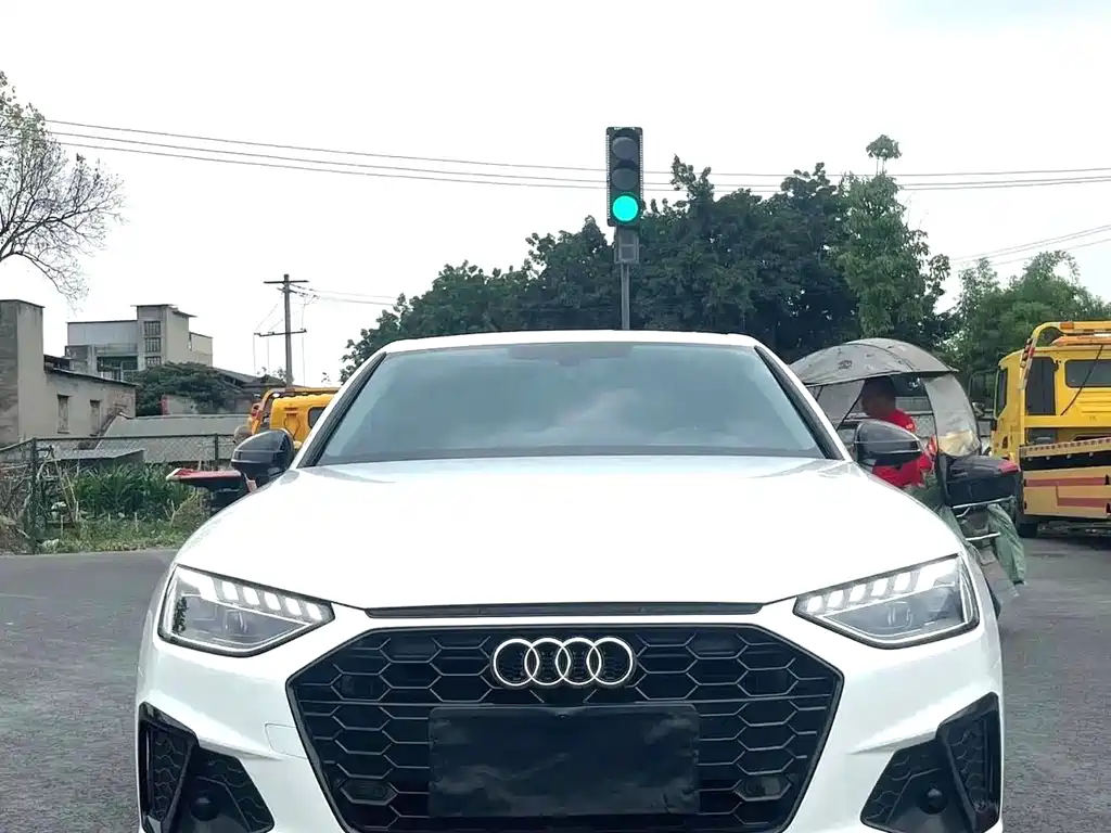 Audi A4L 2023