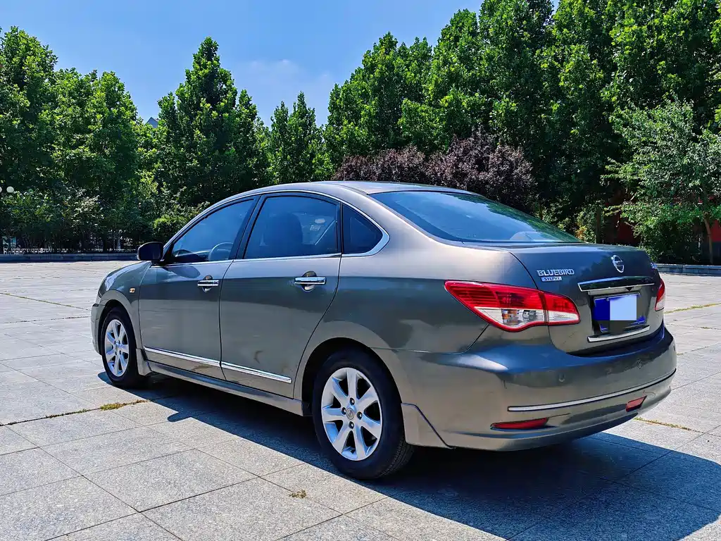 Nissan Sylphy 2011 — фото 18