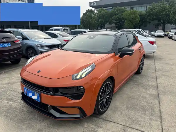 Lynk & Co 02 Hatchback 2021