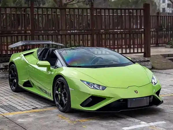 Lamborghini Huracan 2022