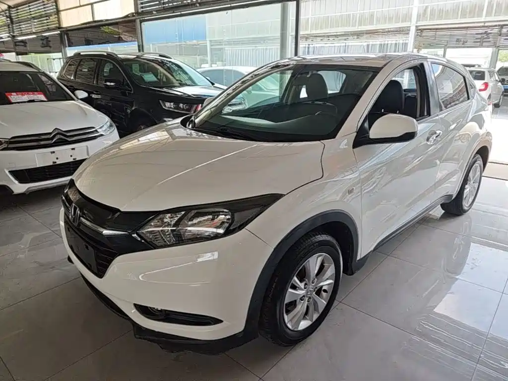 Honda Vezel 2016