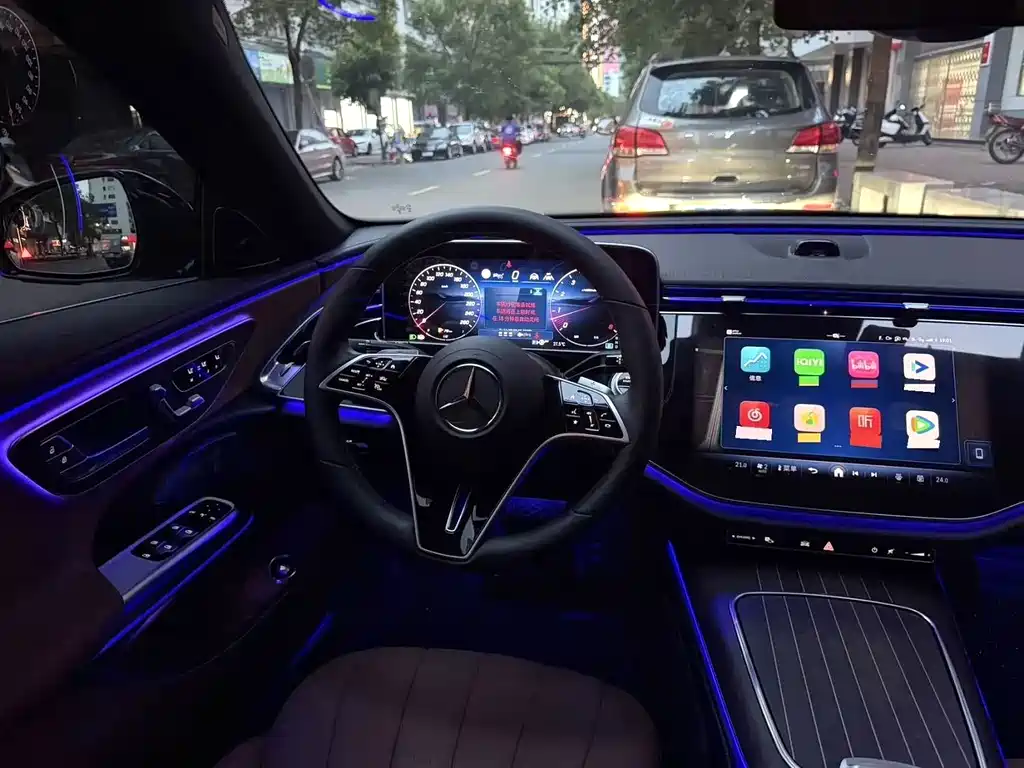 Mercedes-Benz E-Class 2025