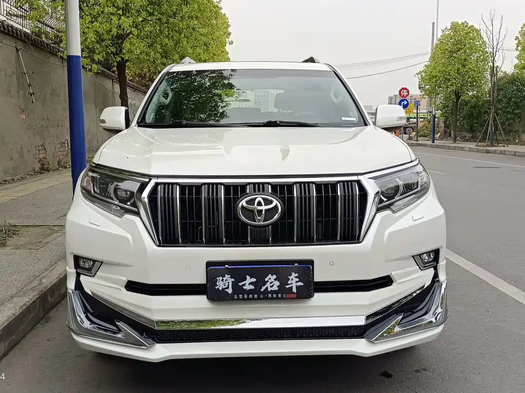Toyota Prado 2020 — фото 2