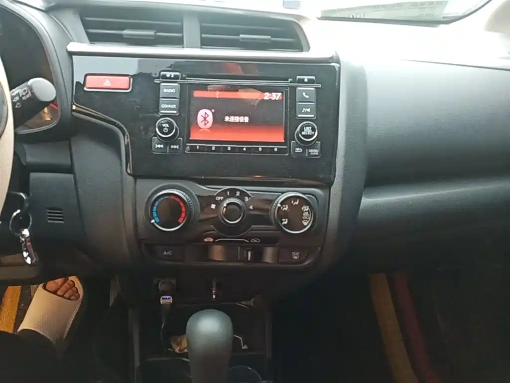 Honda Fit 2016 — фото 13
