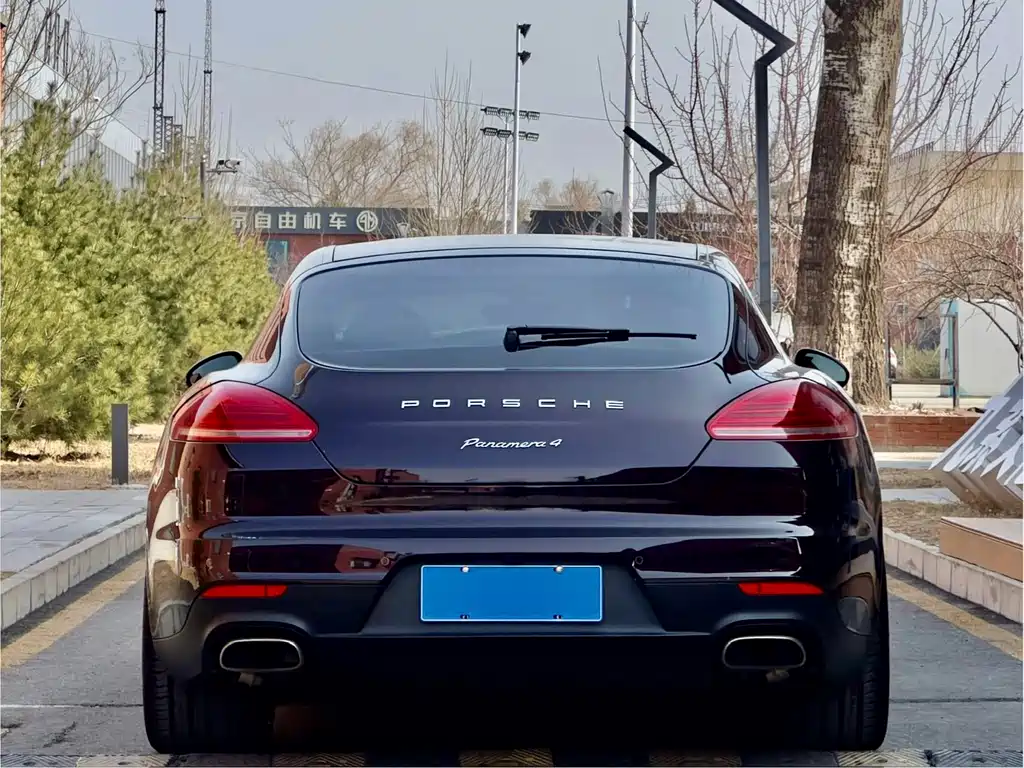 Porsche Panamera 2016 — фото 14