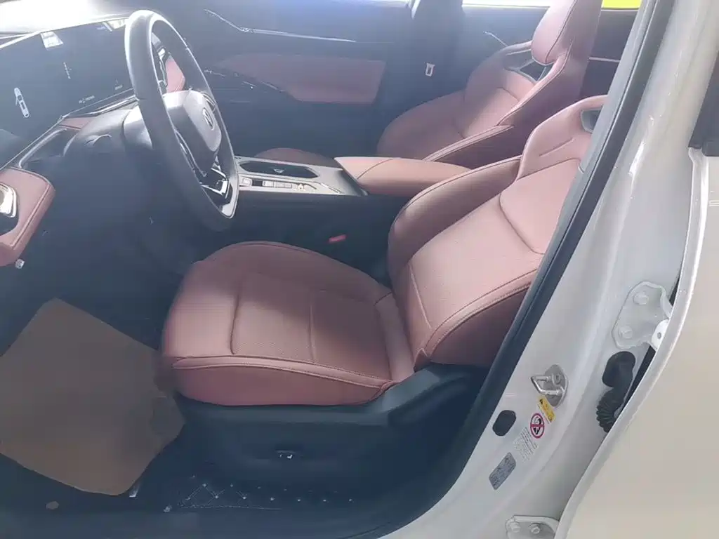 Changan X5 PLUS 2025 — фото 15