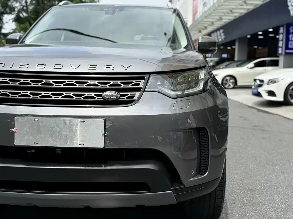 Land Rover Discovery 2018 — фото 20