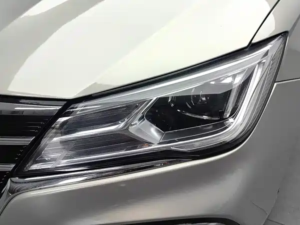 Roewe i5 2019
