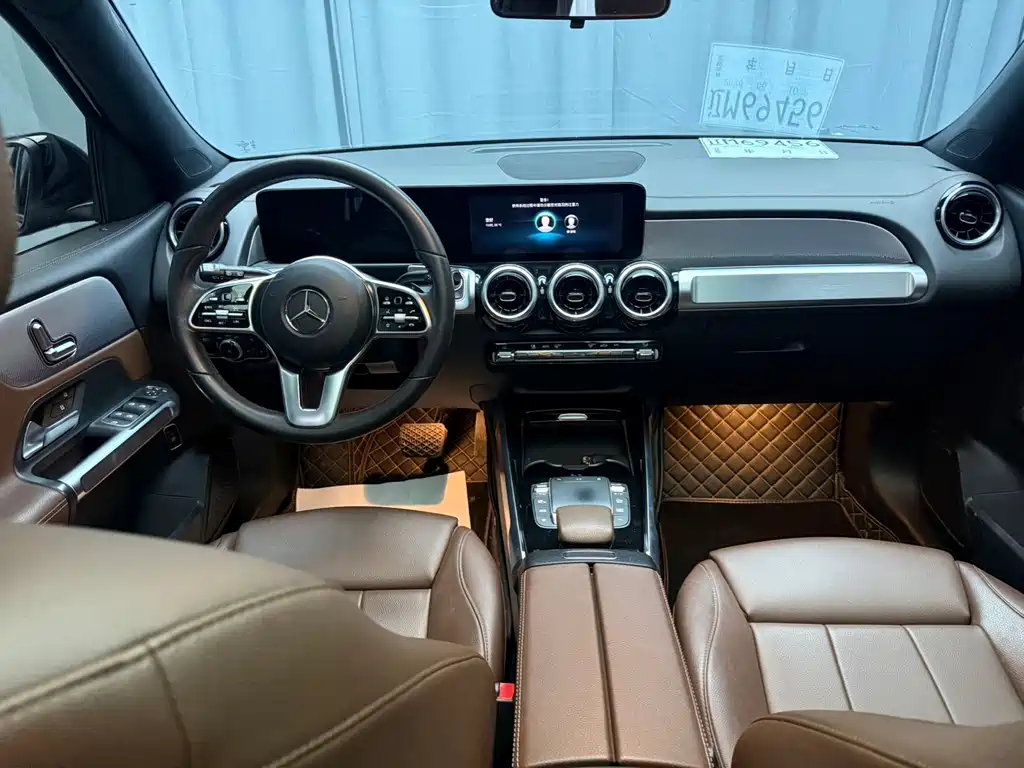 Mercedes-Benz GLB 2021 — фото 18