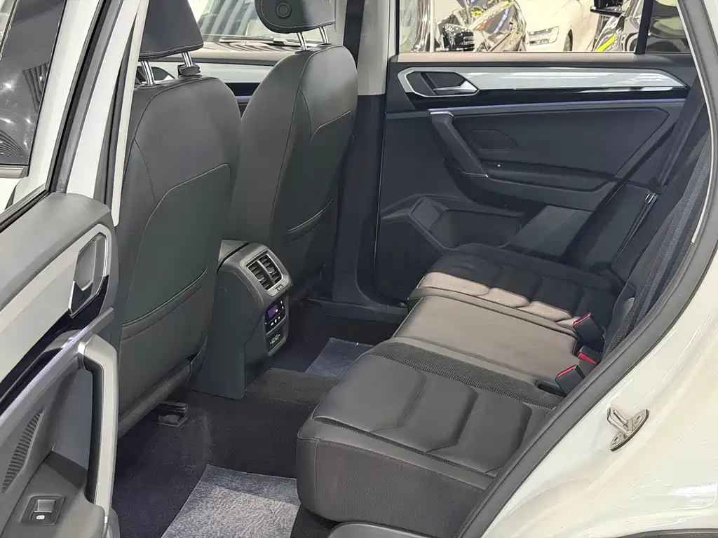 Volkswagen Tayron 2020 — фото 7