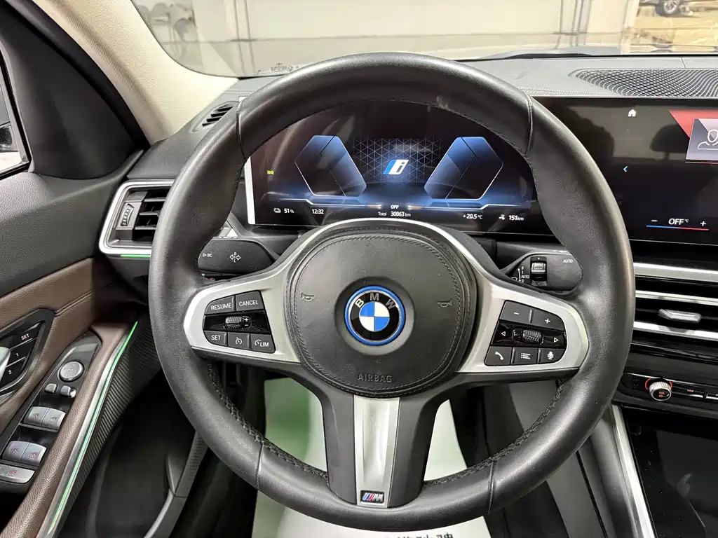 BMW i3 2023 — фото 8
