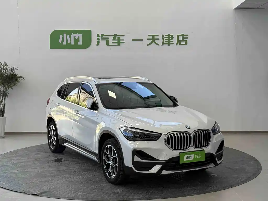 BMW X1 2022 — фото 2