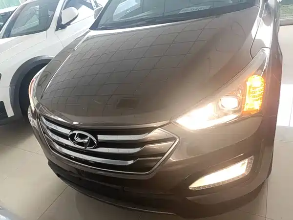 Hyundai Santa Fe 2015