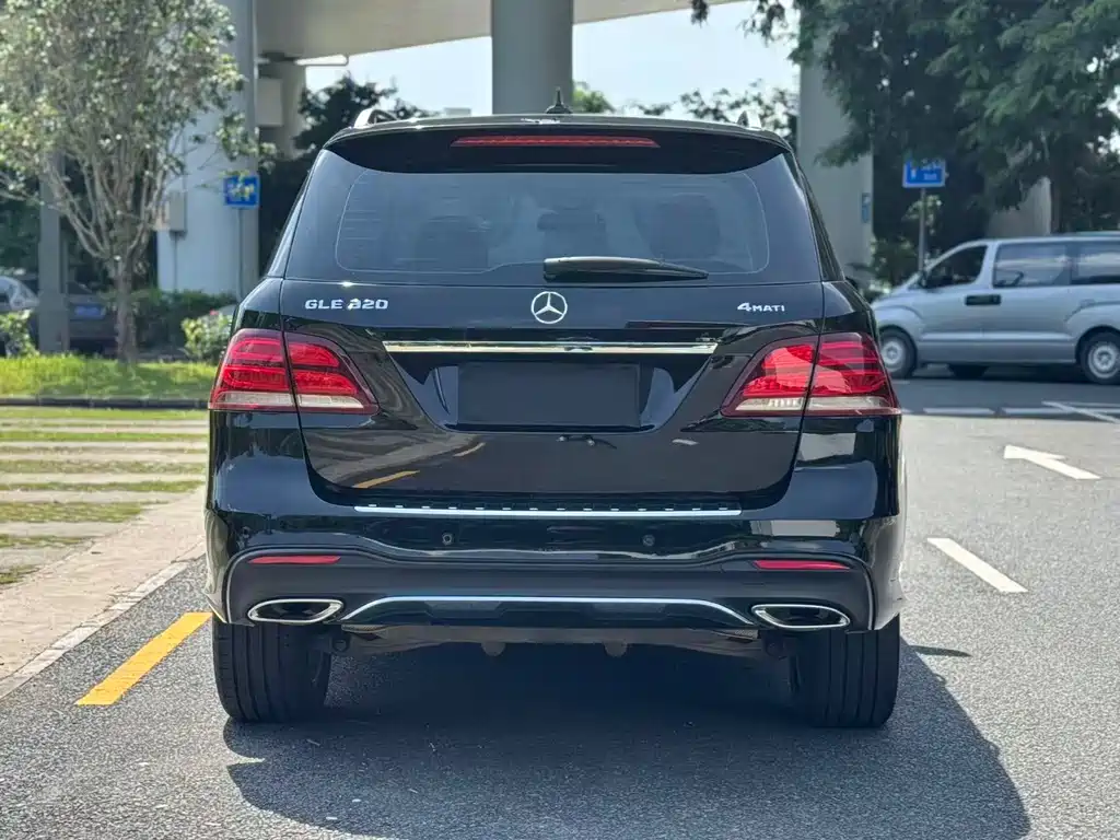 Mercedes-Benz GLE 2017 — фото 4