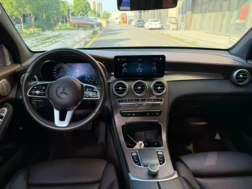 Mercedes-Benz GLC 2021 — фото 8
