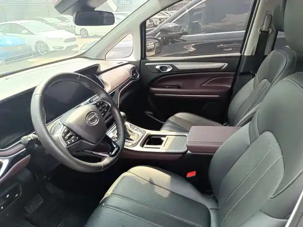 GAC Trumpchi M6 2021