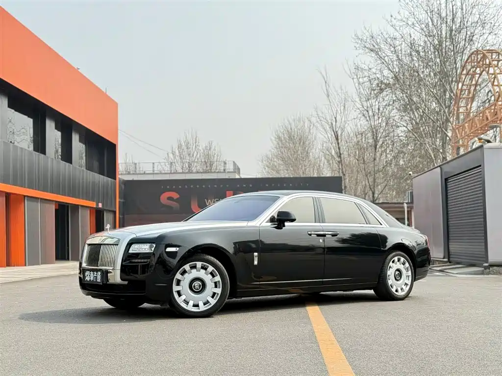 Rolls-Royce Ghost 2015