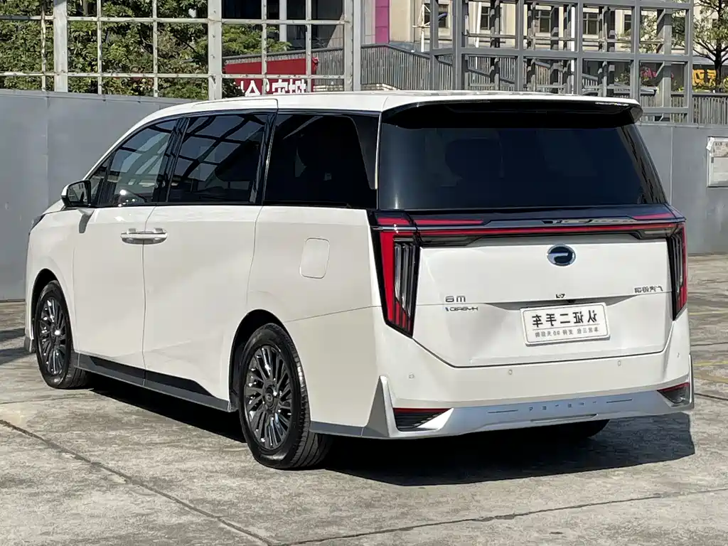 GAC Motor Trumpchi M8 2023 — фото 27