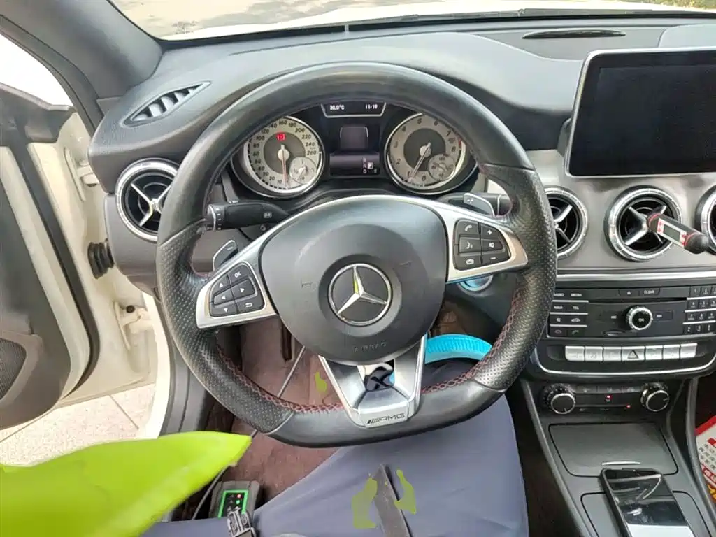 Mercedes-Benz CLA 2016 — фото 11