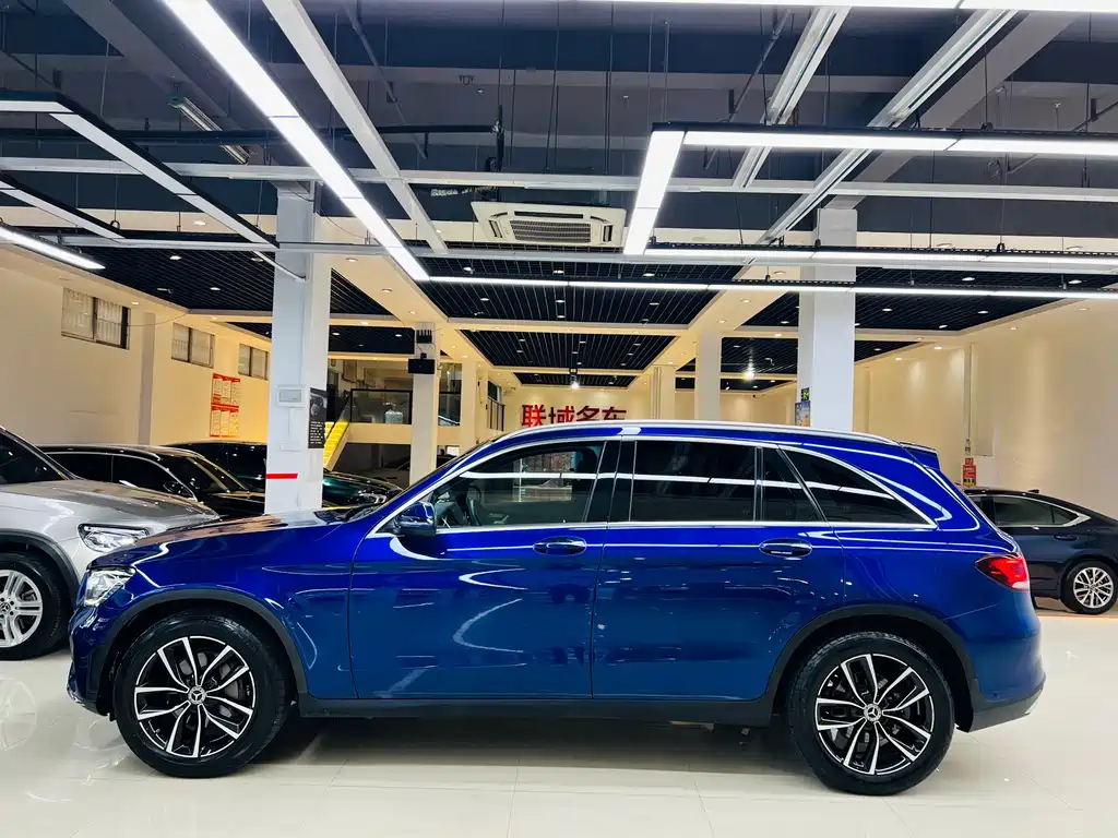 Mercedes-Benz GLC 2021 — фото 15