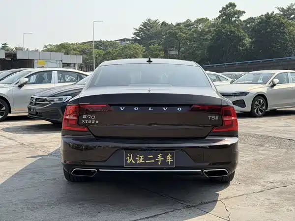 Volvo S90 2020
