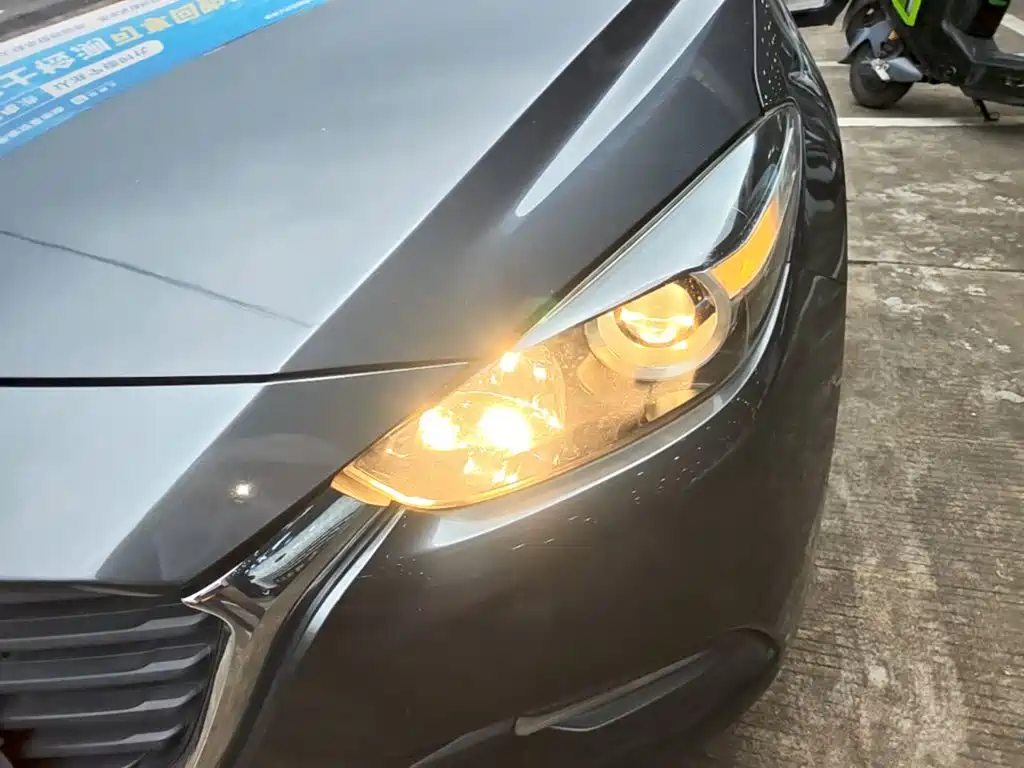 Mazda 3 Angkesela 2019 — фото 24