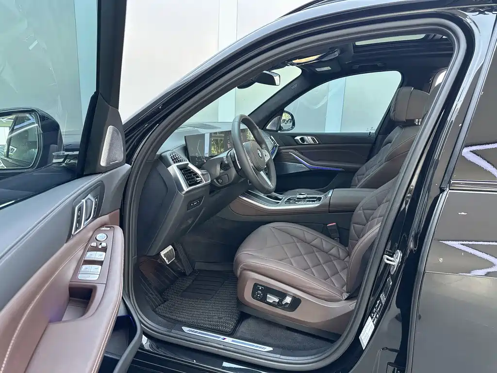 BMW X5 2025 — фото 13