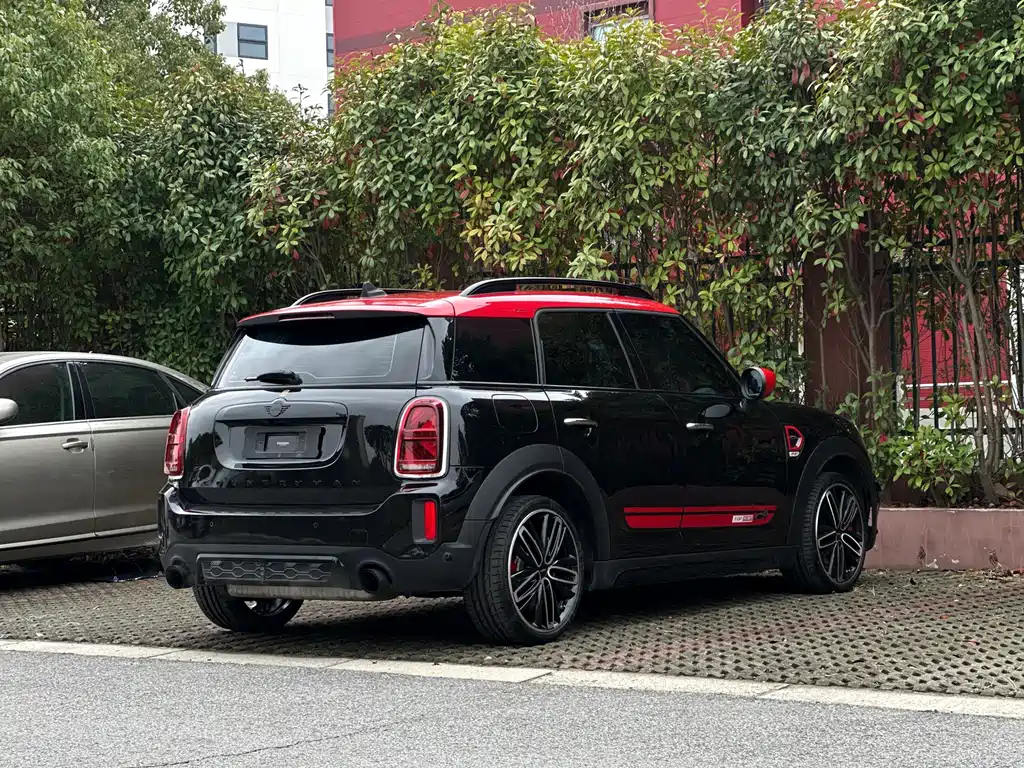 MINI JCW Countryman 2022 — фото 25